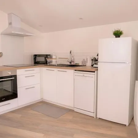 Ensemble De 5 26 Personnes Holiday home Sainte-Florence (Vendee)